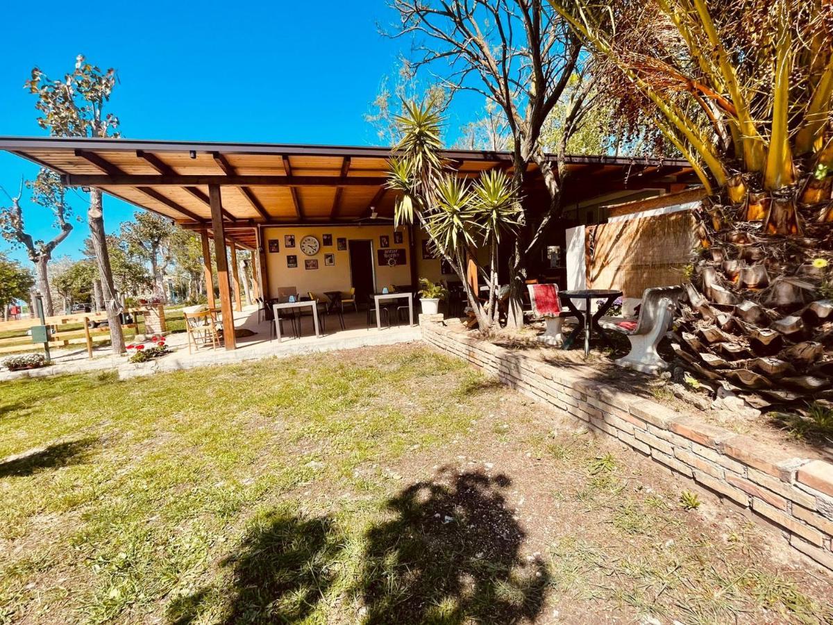 Camping Torre Mucchia Ortona Exterior foto